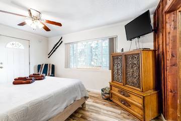 Log Cabin for 6 Guests in Crestline, Lake Gregory, Picture 1