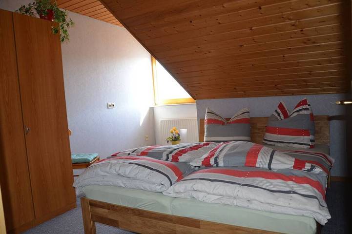 Ferienwohnung für 6 Personen, mit Garten und Terrasse in Mengen - 3