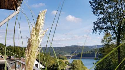 Ferienwohnung für 2 Personen, mit Garten und Ausblick im Sauerland