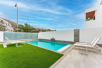 Villa per 6 Persone in Playa de los Cristianos, Arona, Foto 1