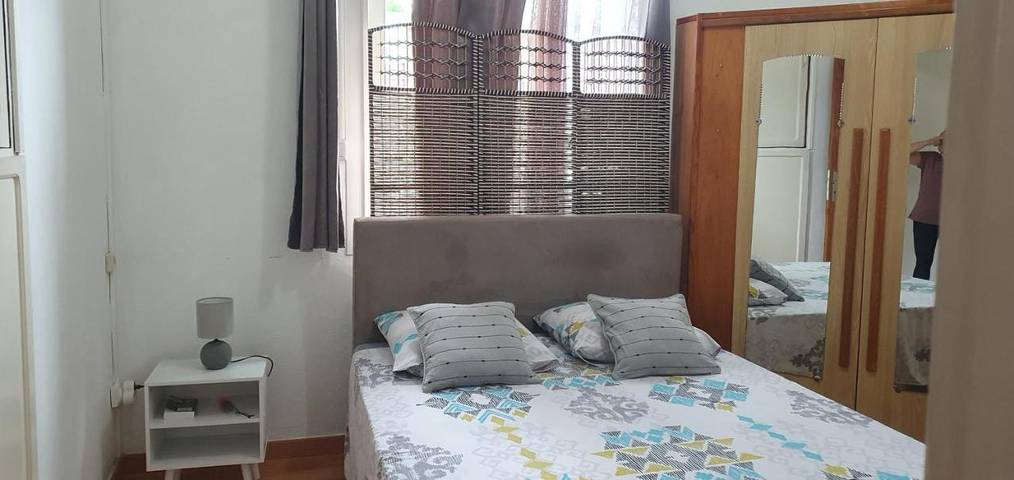 Gîte pour 2 personnes, avec jardin et piscine dans Trois Mares - 4