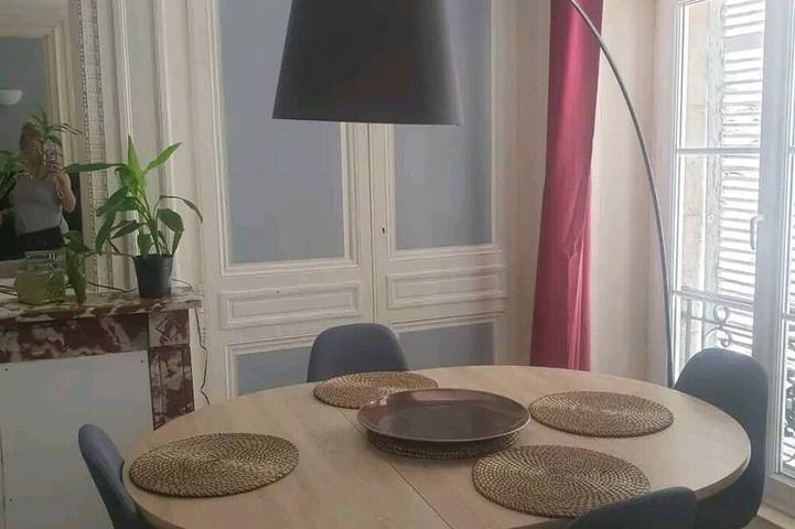 Appartement entier, Appartement idéal en centre ville in Pont-Audemer, Région de Bernay