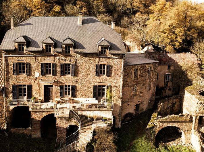 Gîte pour 4 personnes, avec sauna ainsi que vue et jardin, animaux acceptés à Saint-Izaire - 3