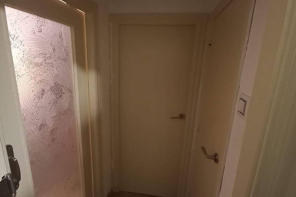 Entire apartment, Great apartment with spectacular view in Barcelona very well communicated in Cornellà de Llobregat, Baix Llobregat