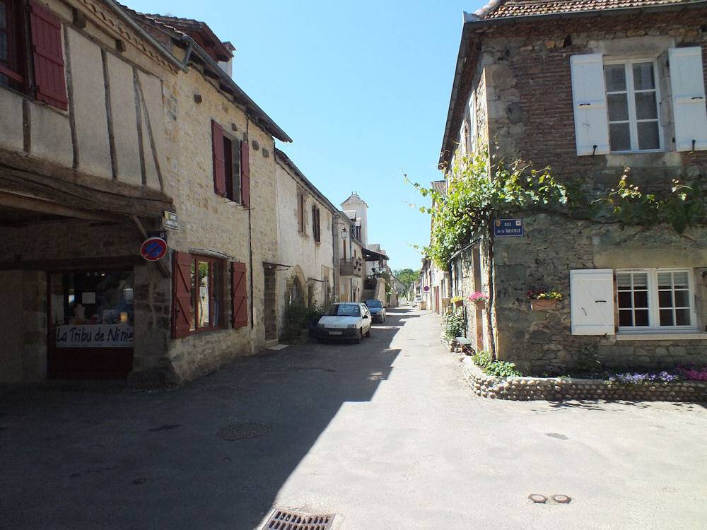 Chambres d'hôtes de la Bastide - Le Pigeonnier in Bretenoux, Lot
