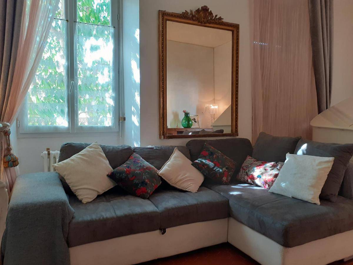 King Room in Port-la-Nouvelle, Côte méditerranéenne (France)