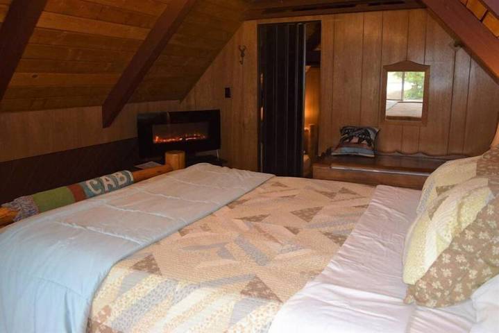 Log cabin for 8 people, with terrace, with pets in Mount Rainier National Park