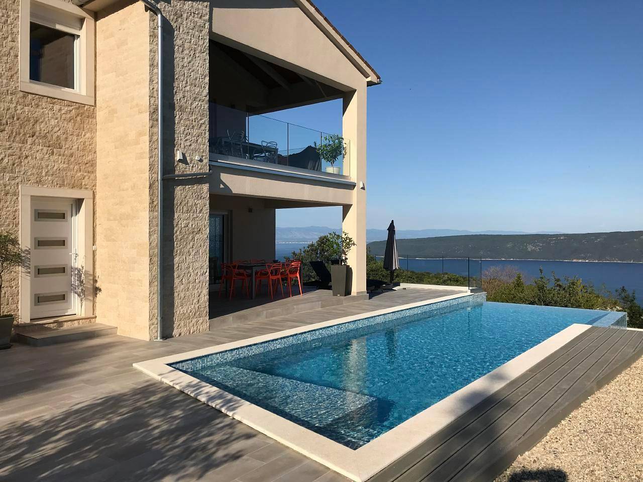 Ganze Ferienwohnung, Großes Appartement mit traumhafter Meeressicht und Infinity Pool in Moscenicka Draga, Primorje-Gorski Kotar
