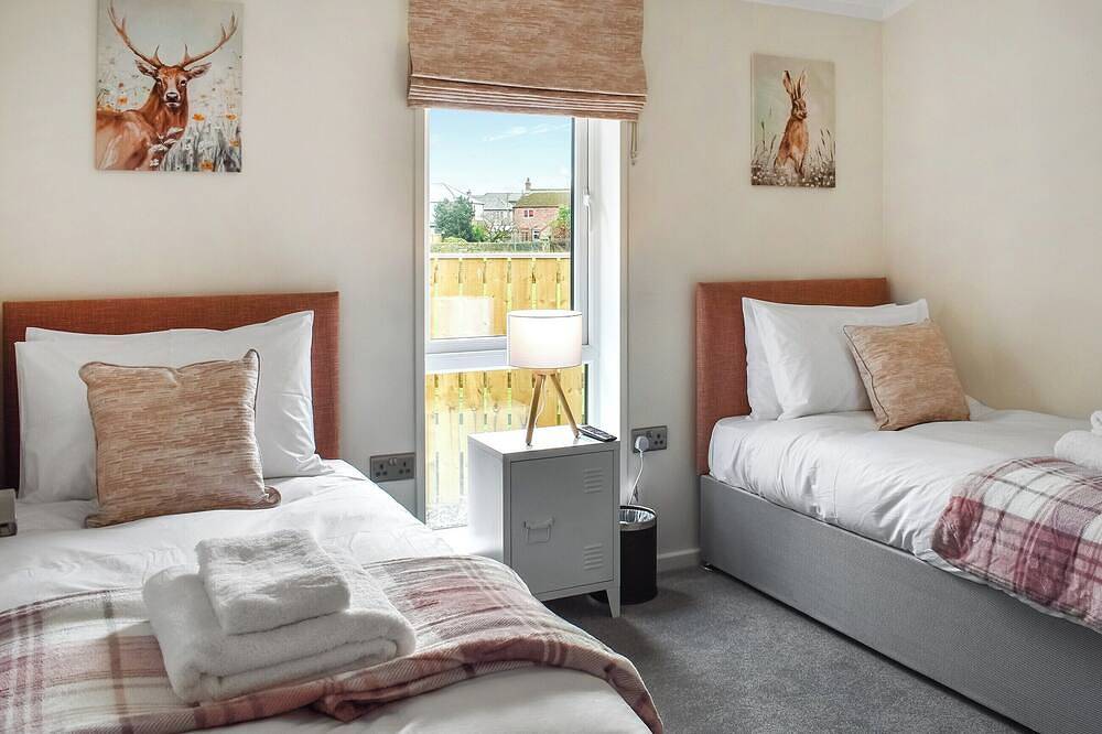Escape to this ground-floor holiday lodge in Masham. in Masham, Nidderdale AONB