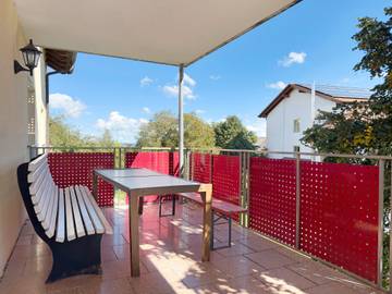 Ferienwohnung für 12 Personen, mit Garten und Kinderpool sowie Sauna, kinderfreundlich in Deggenhausertal