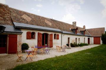 Gîte pour 18 personnes, avec piscine et jardin, animaux acceptés à Ambillou