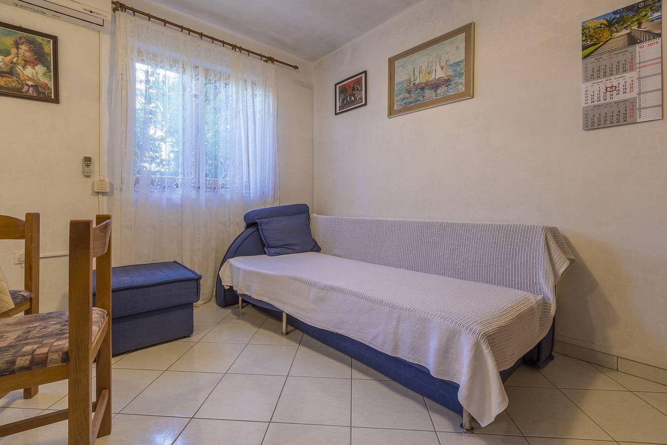 Cijeli apartman, Romantisches Studio-Apartment nur 410 Meter zum Strand mit Privatparkpatz in Selce, Primorsko-goranska županija