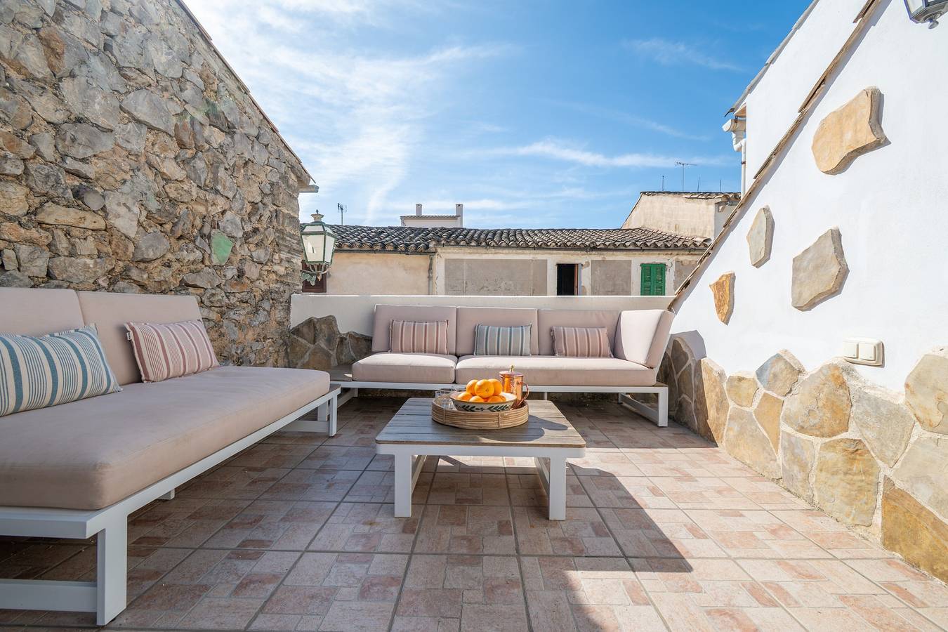 Ferienhaus 'Sol Y Luna' mit Bergblick, Wi-Fi und Klimaanlage in Artà, Mallorca Osten