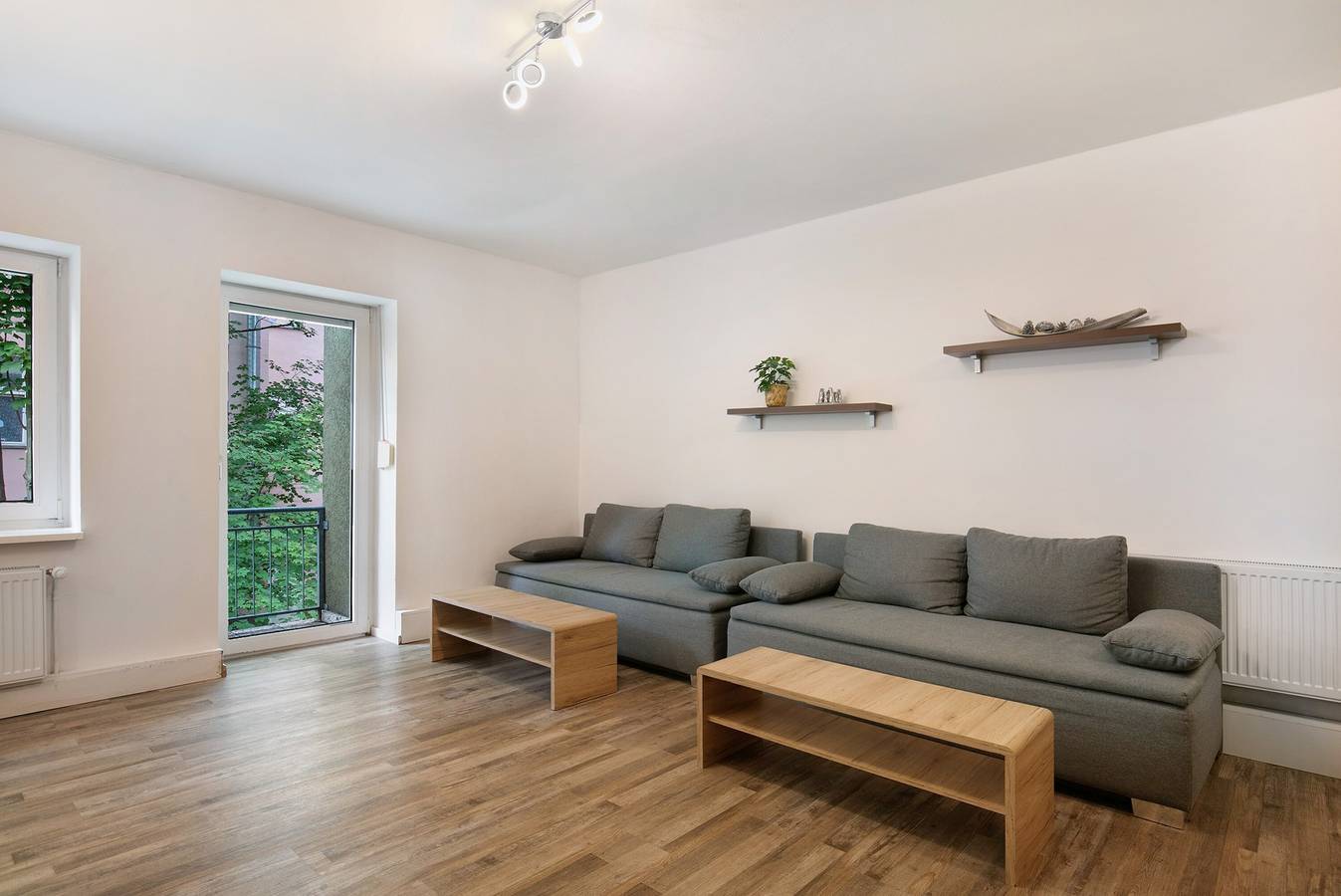 Appartement De Vacances pour 13 Personnes dans Berlin Mariendorf, Berlin