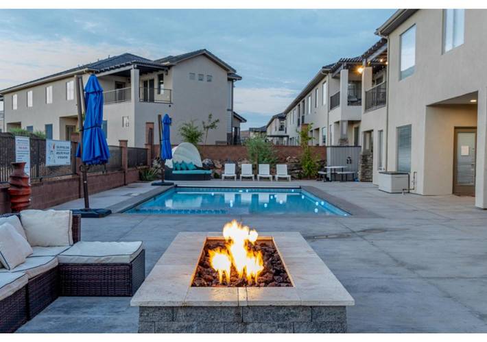 Ferienhaus für 43 Personen, mit Pool und Terrasse sowie Ausblick, mit Haustier - 1