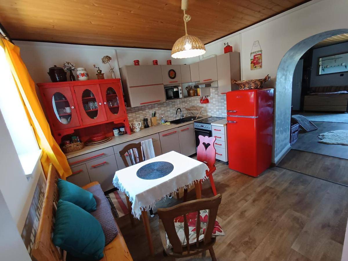 Geheel appartement, Tutto Home in Frýdlant nad Ostravicí, Moravië-Silezië