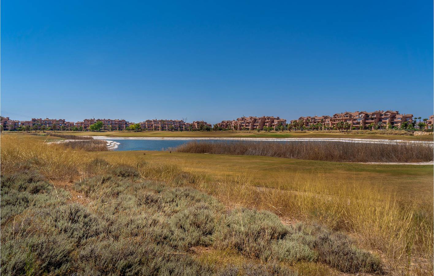 Apartamento vacacional entero, Apartamento de 150 m2 con garaje, aire acondicionado, piscina, terraza y WiFi in Mar Menor Polaris World, Mar Menor