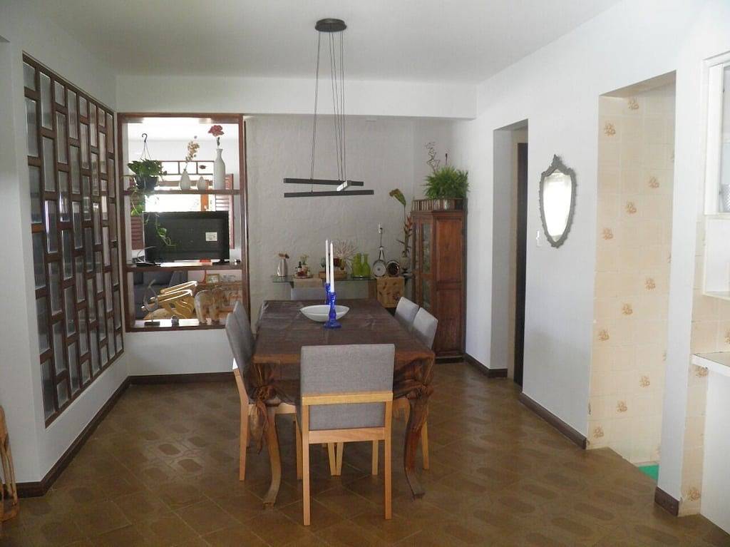 Haus mit Pool 50 m vom Strand entfernt in Camaçari, Linha Verde