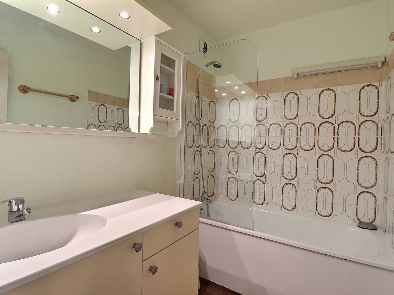 Apartamento entero, Agradable 2 Piezas en las Pistas con Wifi in Méribel-Mottaret, Les Allues