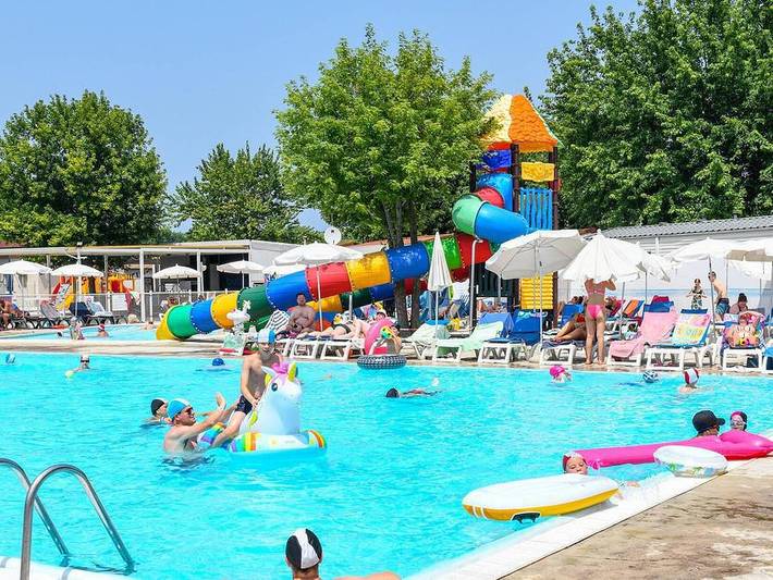 Wohnwagen für 6 Personen, mit Kinderpool in Peschiera del Garda - 2