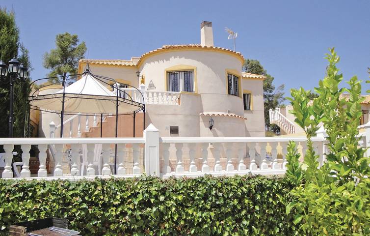 Ferienhaus für 6 Personen, mit Terrasse und Garten sowie Pool in Rojales - 2