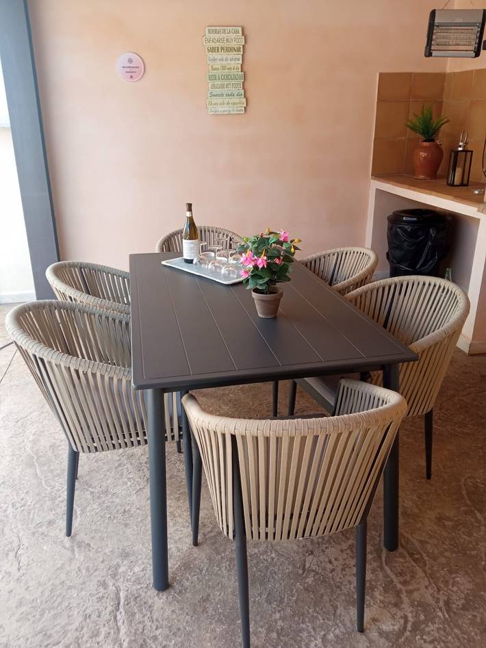 Casa de vacaciones Cas Padrins de ses Tanques con Wi-Fi, jardín, terraza y piscina in Ariany, Interior de Mallorca