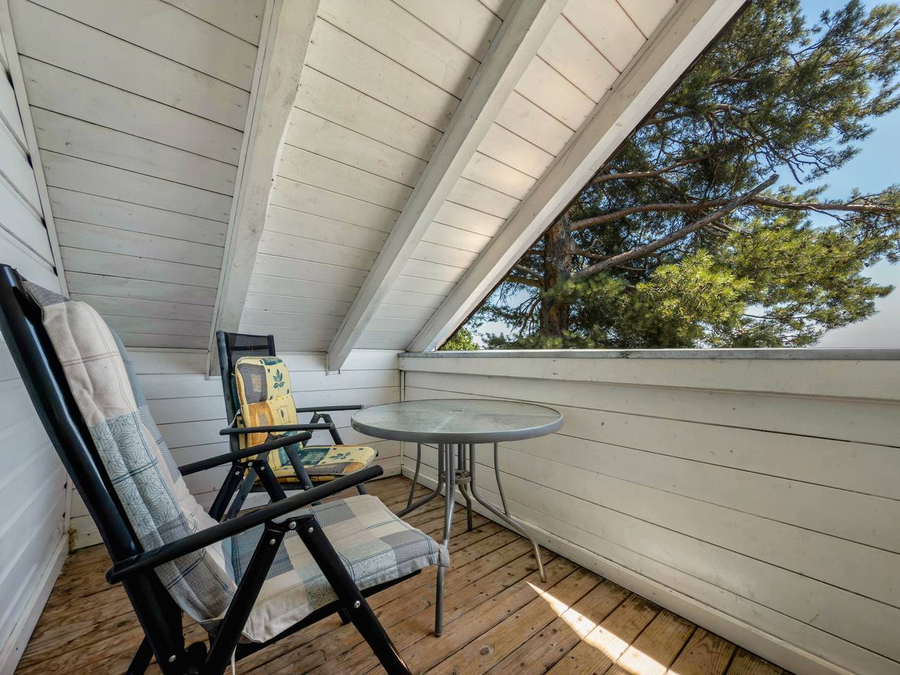 Ganze Wohnung, Ferienwohnung mit Seeblick, Balkon und Wi-Fi in Deggenhausertal, Bodenseekreis