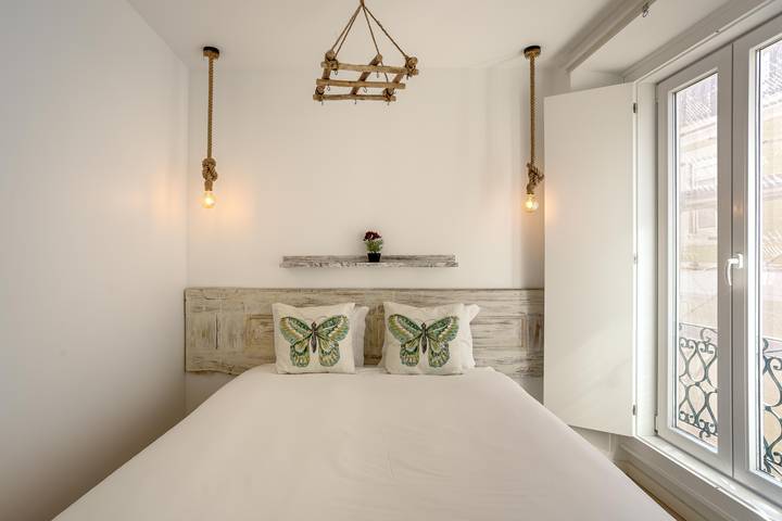 Ganze Wohnung, Downtown Modern Apartments With Balcony in Santa Maria Maior, Costa de Lisboa