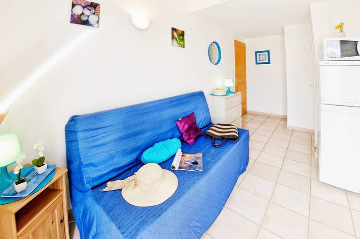 Appartement de vacances entier, Agréable T2 Mezzanine (4 pers.) à 250m de la Plage avec Piscine Chauffée et Tennis in La Londe-les-Maures, Parc national de Port-Cros