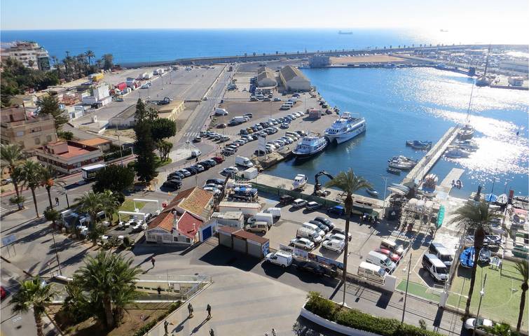 Holiday apartment for 4 people, with terrace in Torrevieja