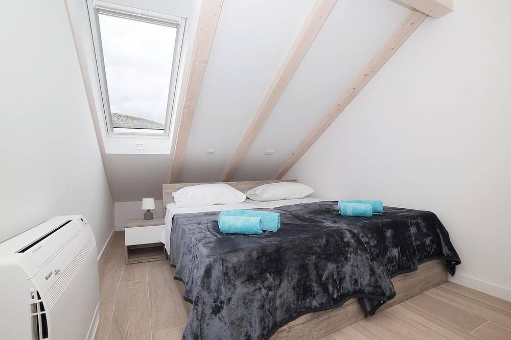 Ganze Wohnung, Tolles Apartment in Trogir mit Wlan in Trogir, Split-Dalmatien