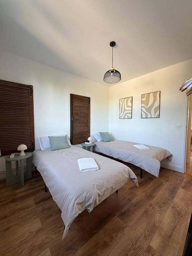Gîte pour 8 personnes, avec Balcon et Terrasse à Amilly - 3