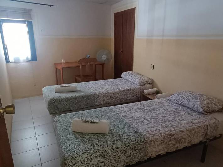 Maison de campagne pour 2 personnes, avec vue ainsi que terrasse et jardin, animaux acceptés à Bierge - 4