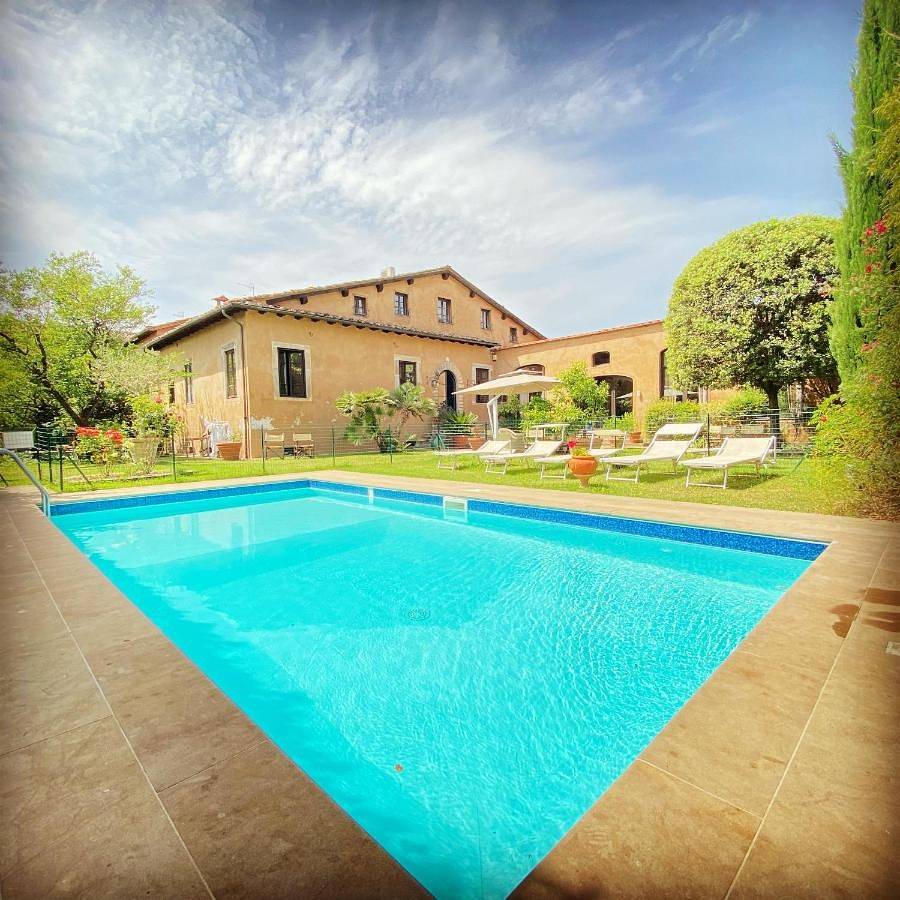 Double Room with Pool View in Lucca, Lucca Provinz
