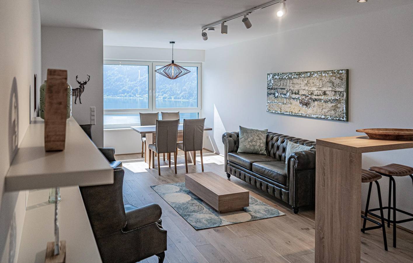 Ganze Ferienwohnung, Ferienwohnung für 2 Personen mit Seeblick in Treffen am Ossiacher See, Gerlitzen