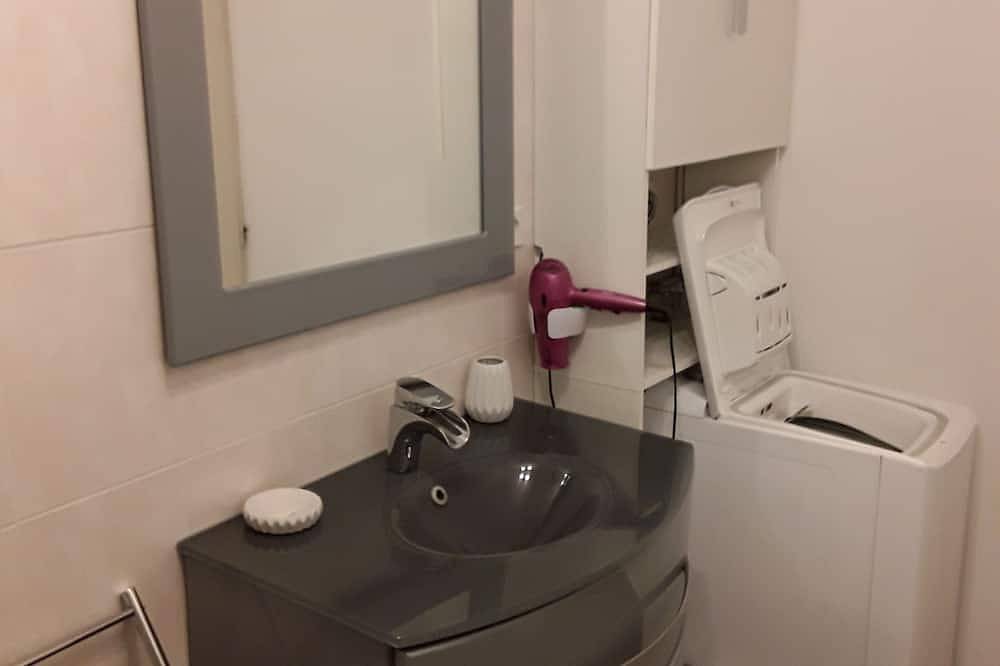 Ganze Wohnung, Wohnung mit Garten, 63 m2, in der Nähe von Strand und Stadt, ruhig und geschlossen in Concarneau, Quimper und Umgebung