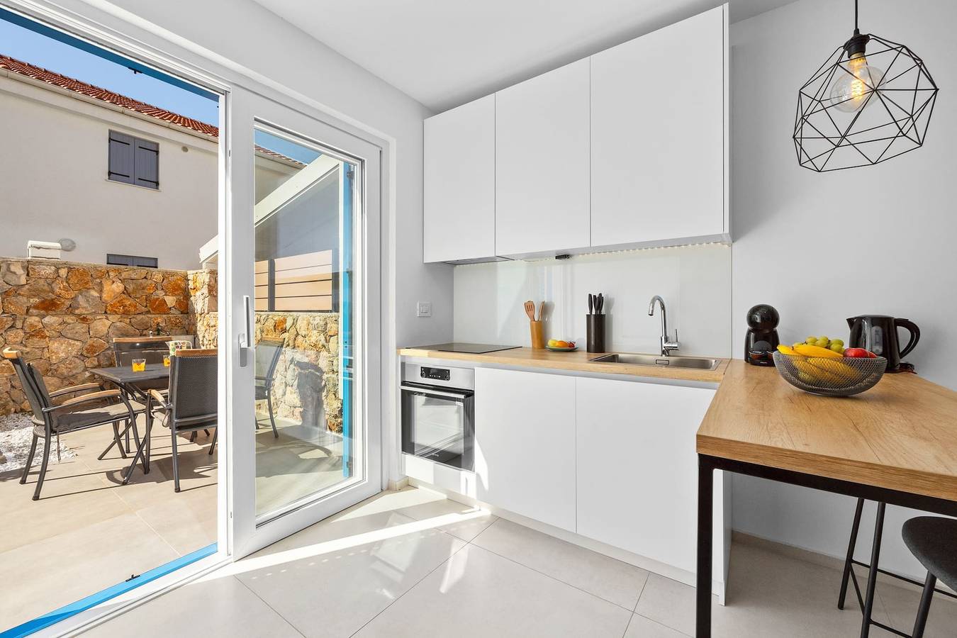 Ganze Wohnung, Apartment Sunshine Cres with Terrace in Cres Stadt, Cres
