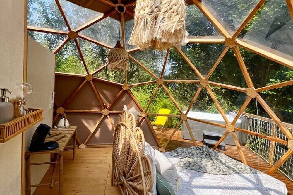 Dome with Jacuzzi 15 min from Disneyland Paris in Nanteuil-lès-Meaux, Seine-et-Marne