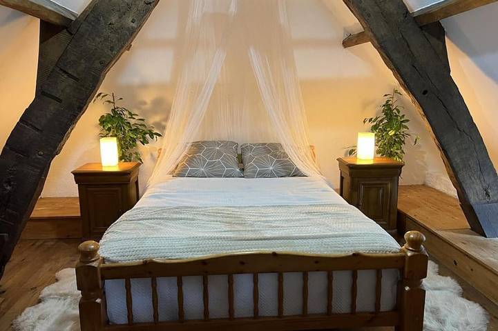 Gîte pour 2 personnes, avec jardin, animaux acceptés à Saint-Côme-du-Mont