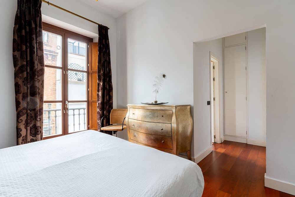 Ganze Wohnung, Wunderschöne Wohnung mit Pool und Blick auf die Kathedrale in Casco Antiguo, Sevilla