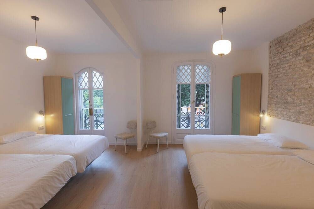 Casa Nido Diagonal - Privat Room for 4 in Barcelona Centre, Barcelona