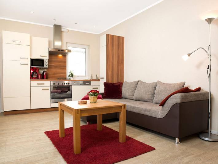 Ferienwohnung für 4 Personen, mit Terrasse und Garten in Weitendorf-Hof - 2