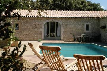 Cottage pour 6 personnes, avec jardin à Chamaret
