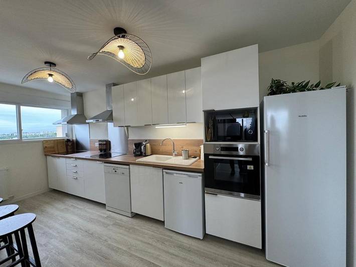 Gîte pour 9 personnes, avec balcon et vue à Saint-Priest - 3