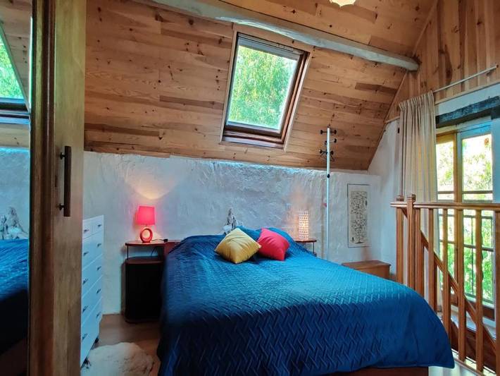 Location de vacances pour 6 personnes, avec piscine ainsi que jardin et terrasse à Thizay - 3