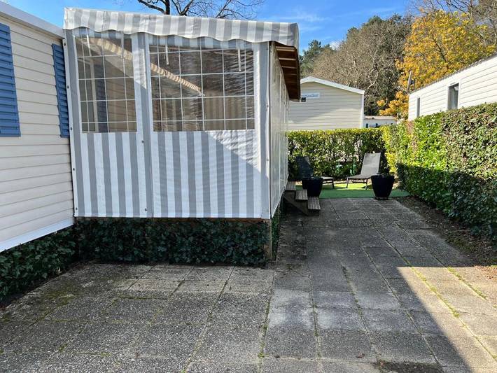 Camping pour 7 personnes, avec piscine ainsi que bassin pour enfant et terrasse à La Tremblade - 4