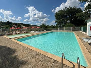 Chalet pour 2 personnes, avec bassin pour enfant dans le Var