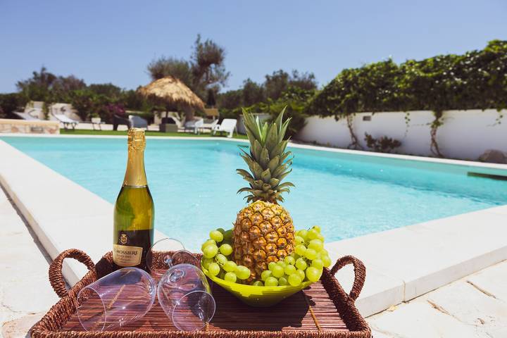 Trullo per 8 persone, con giardino in San Michele Salentino