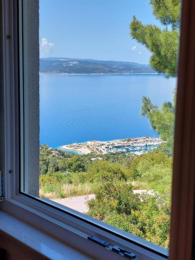 Ferienwohnung für 6 Personen, mit Balkon und Pool in Krvavica - 2