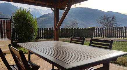 Gîte pour 4 personnes, avec jardin à Allevard